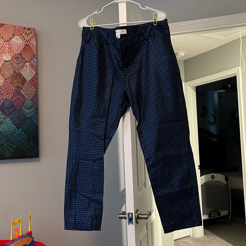 Old navy pixie pants. Size 18.